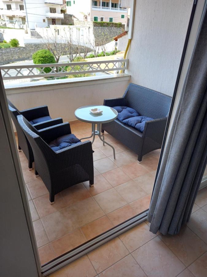 Apartment Preka Palit Exteriör bild
